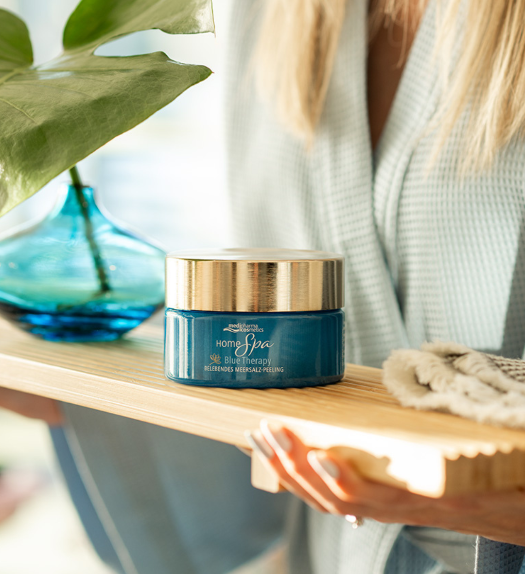 Home Spa Blue Therapy Meersalz Peeling