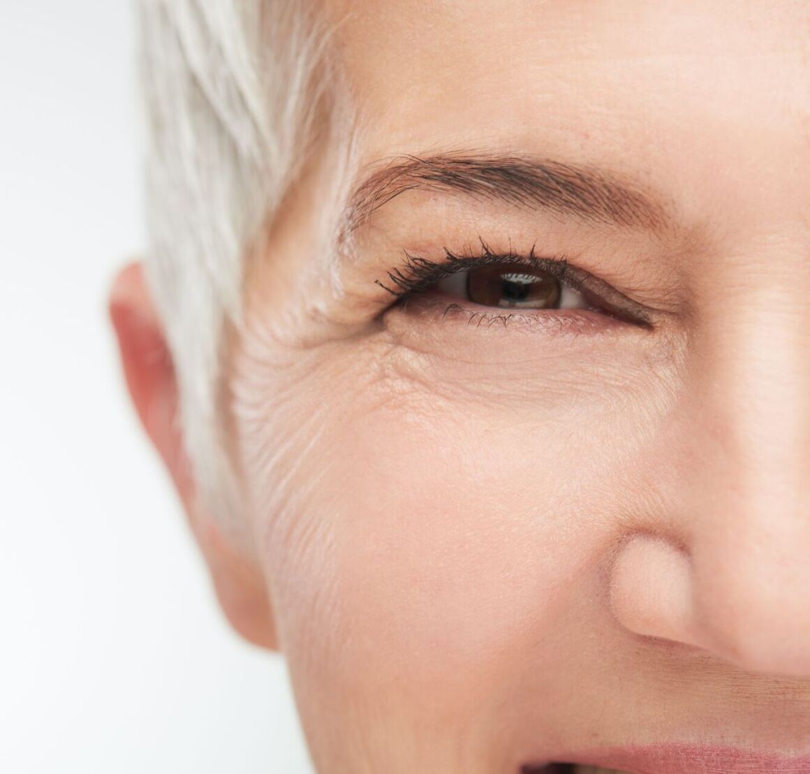 Make-Up bei reifer Haut | Medipharma